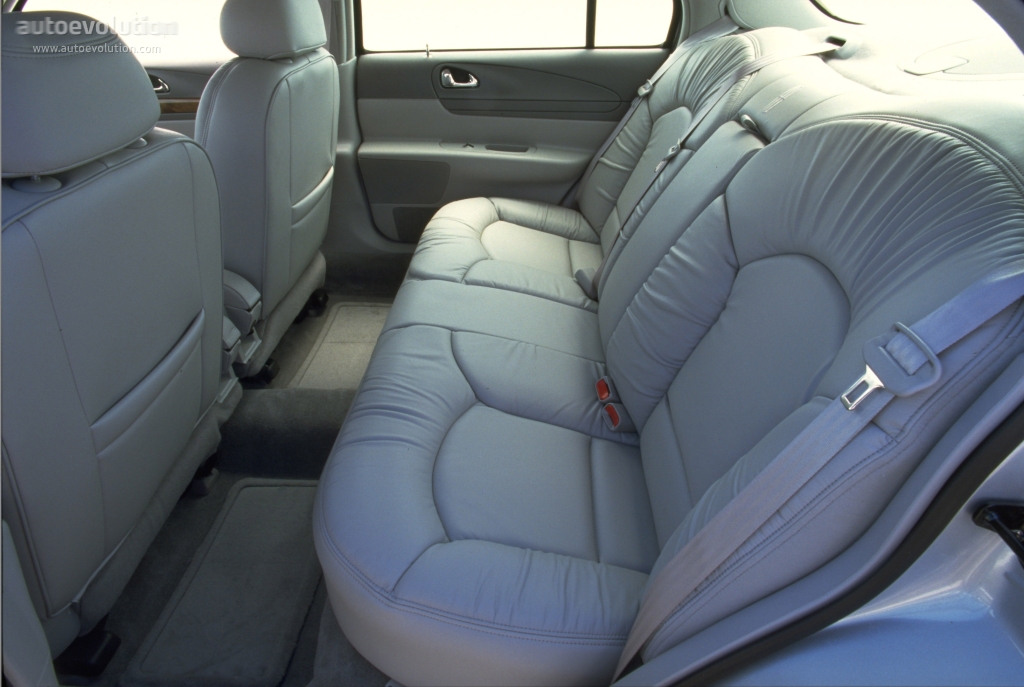 Lincoln Continental photo 36