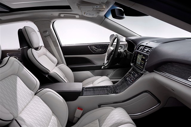 Lincoln Continental photo 29