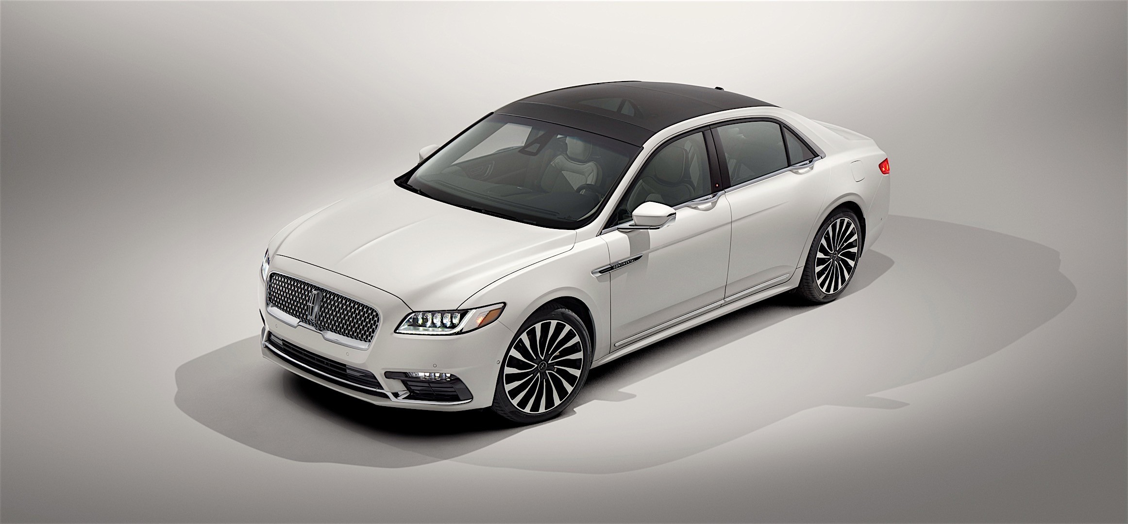 Lincoln Continental photo 7