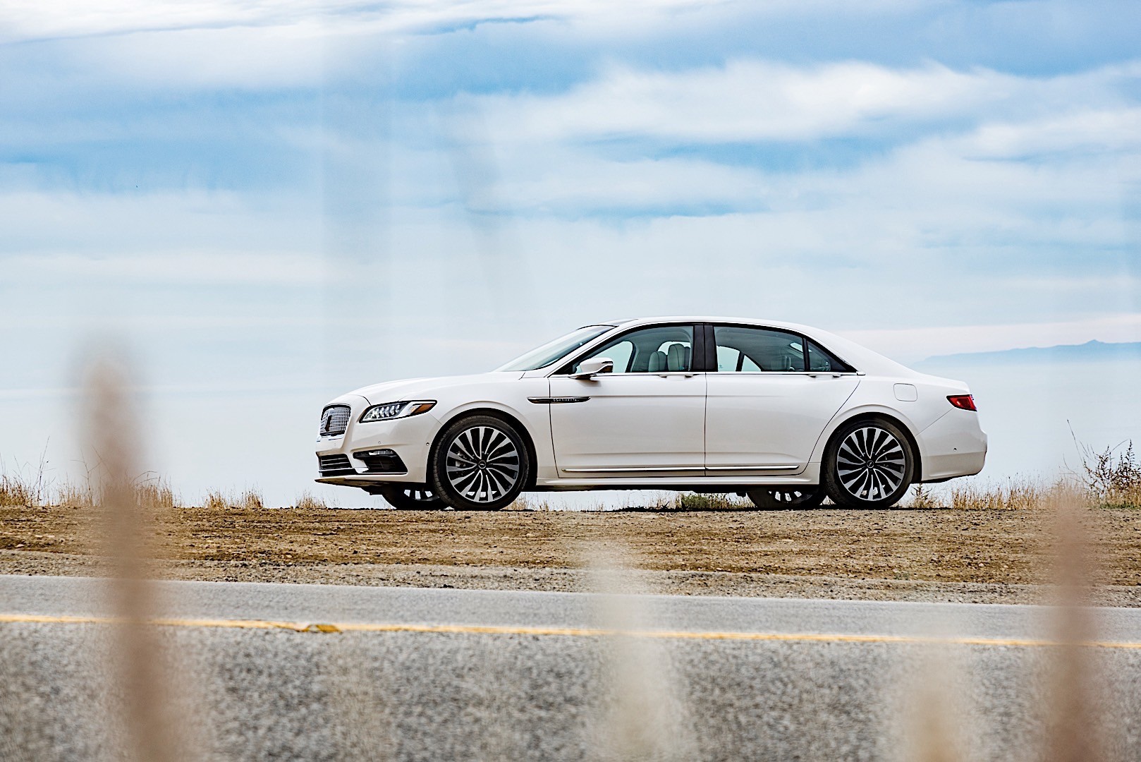 Lincoln Continental photo 18