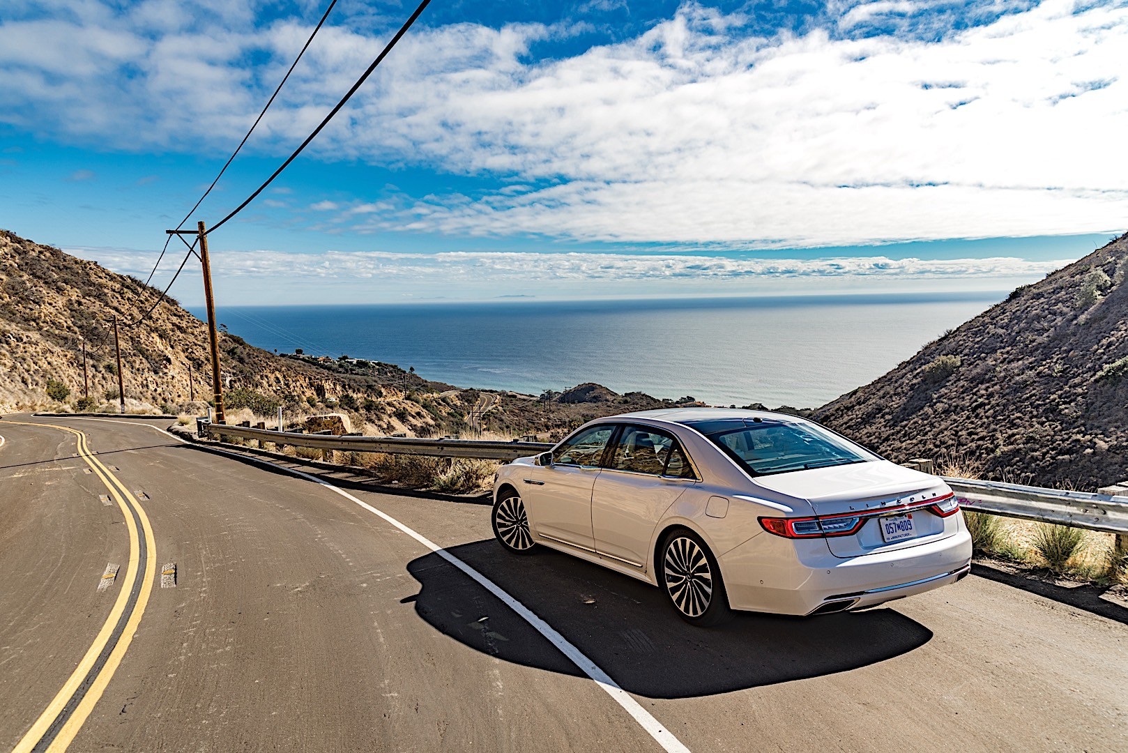 Lincoln Continental photo 24