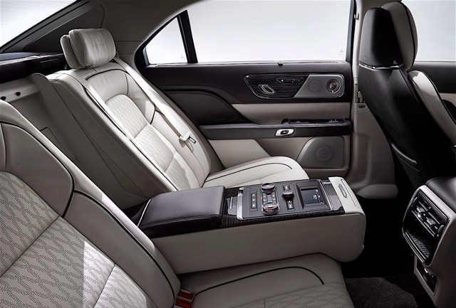 Lincoln Continental photo 31