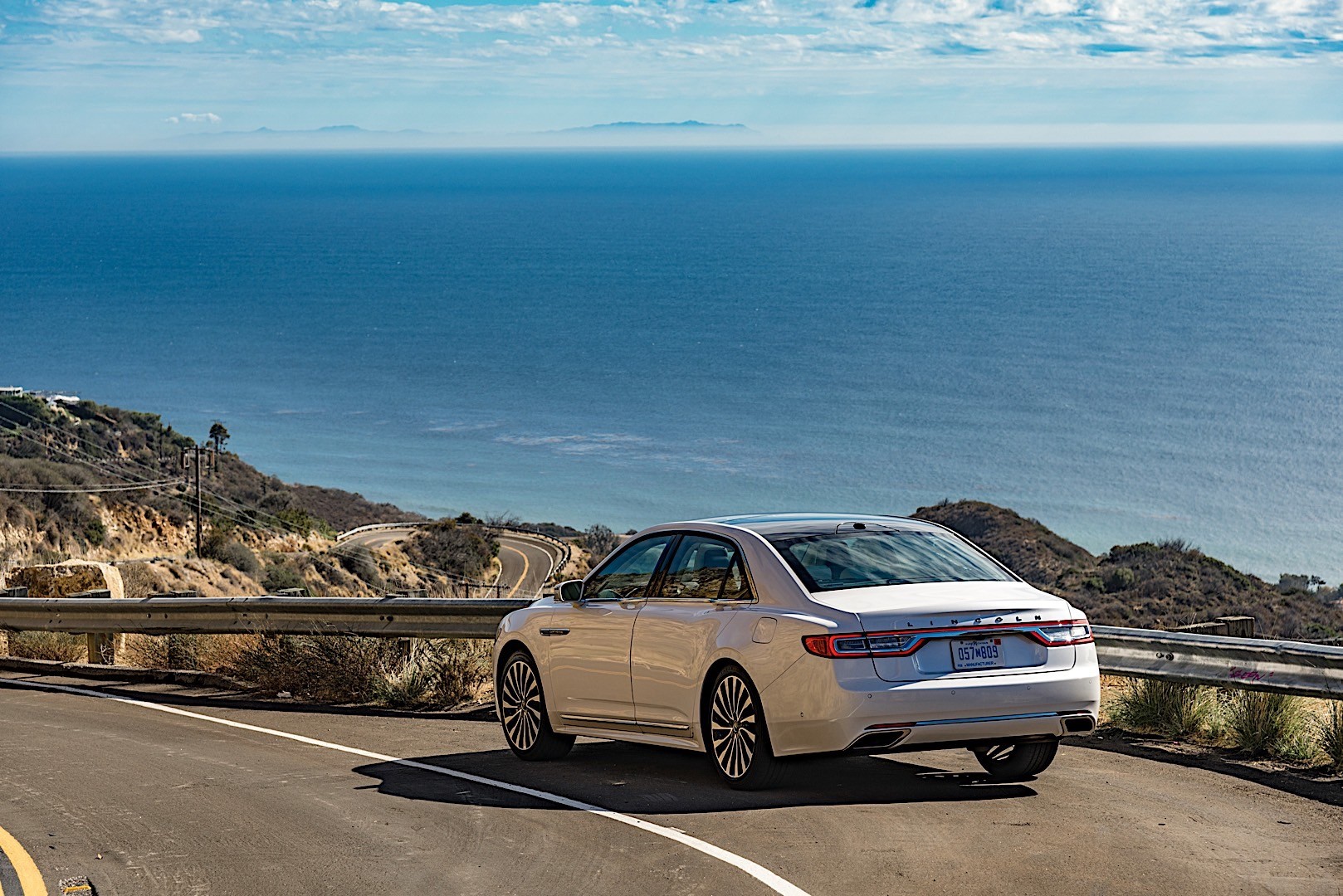 Lincoln Continental photo 26