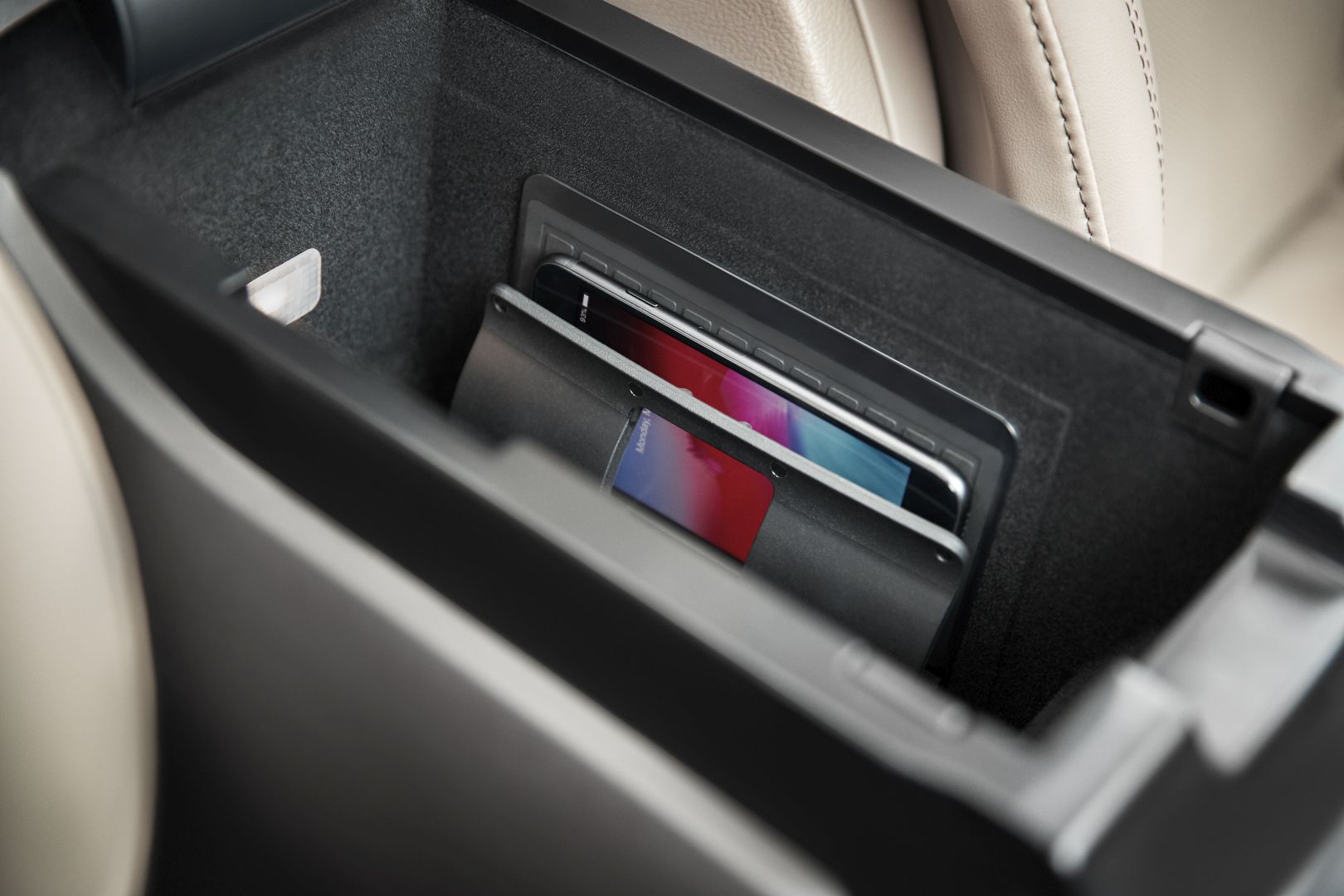 Lincoln Corsair photo 45