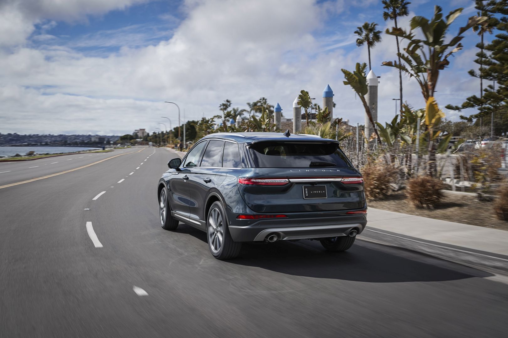 Lincoln Corsair photo 7