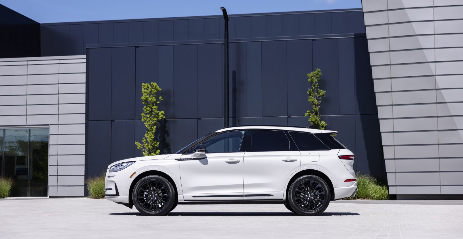 Lincoln Corsair photo 5