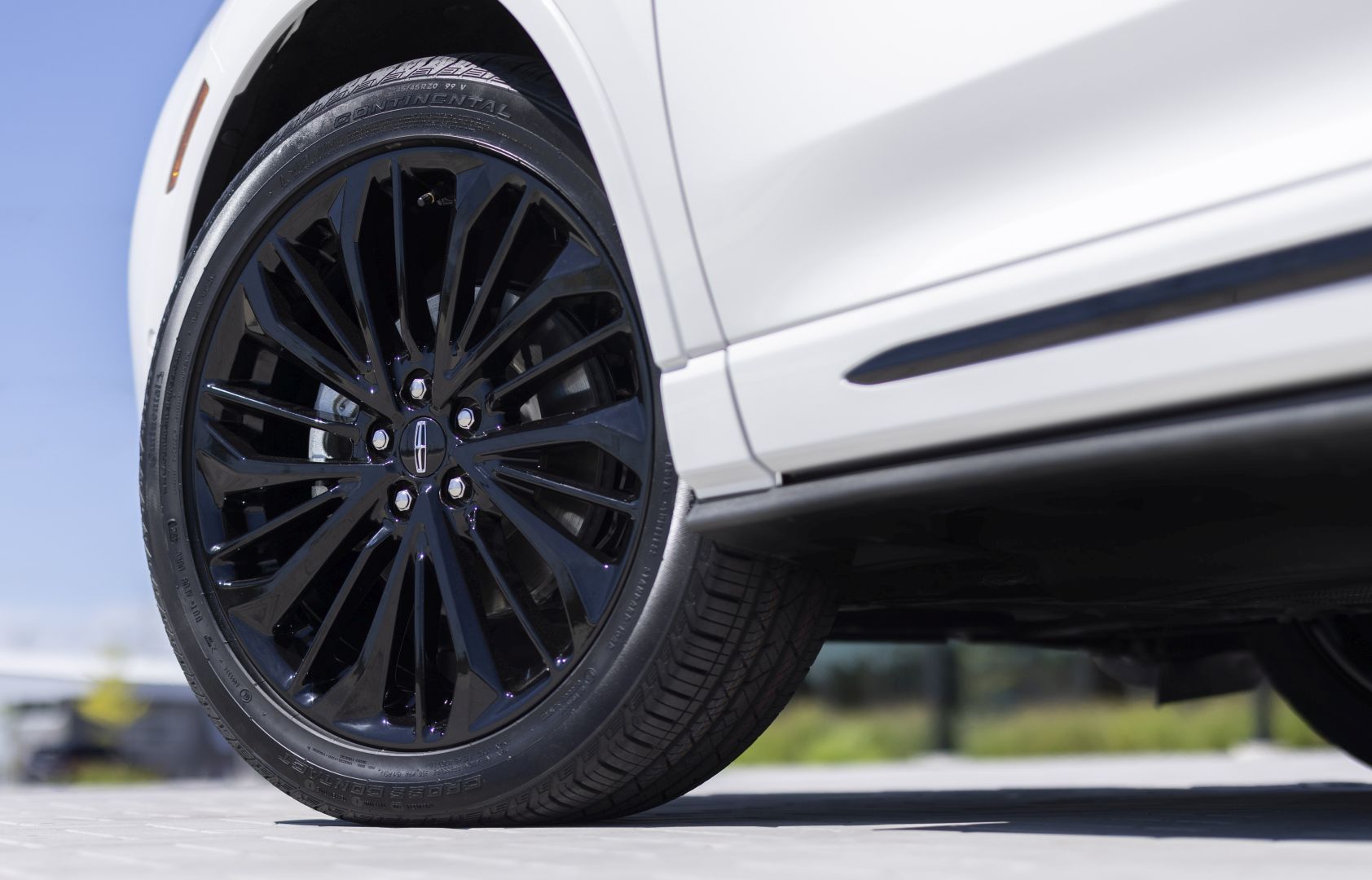 Lincoln Corsair photo 12