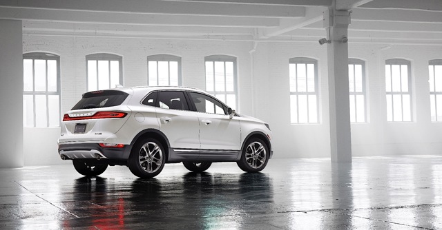 Lincoln Mkc photo 5