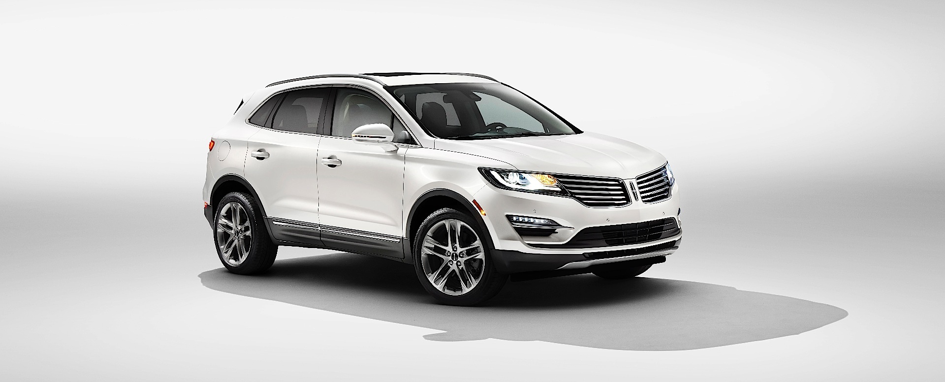 Lincoln Mkc photo 9