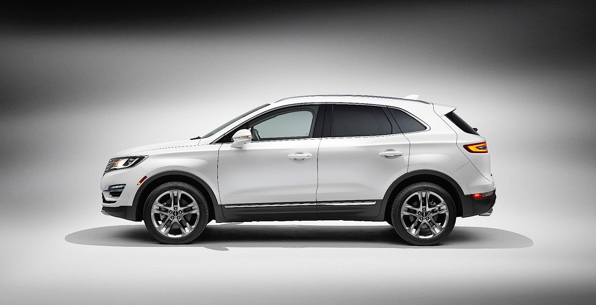 Lincoln Mkc photo 11