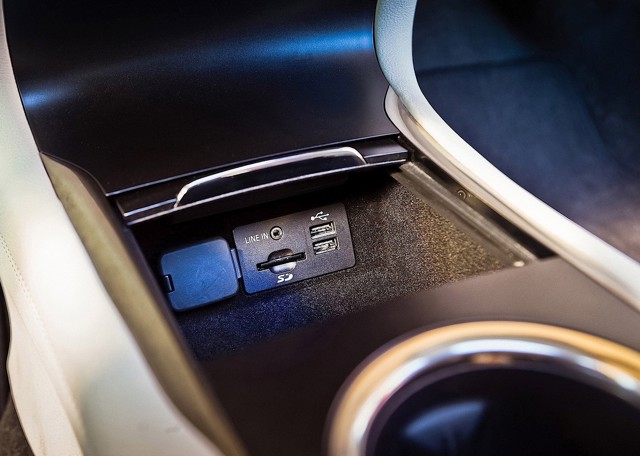 Lincoln Mkc photo 88