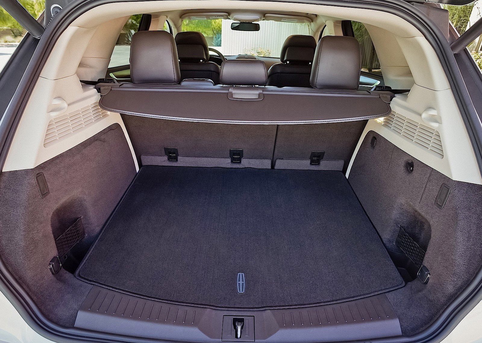 Lincoln Mkc photo 89