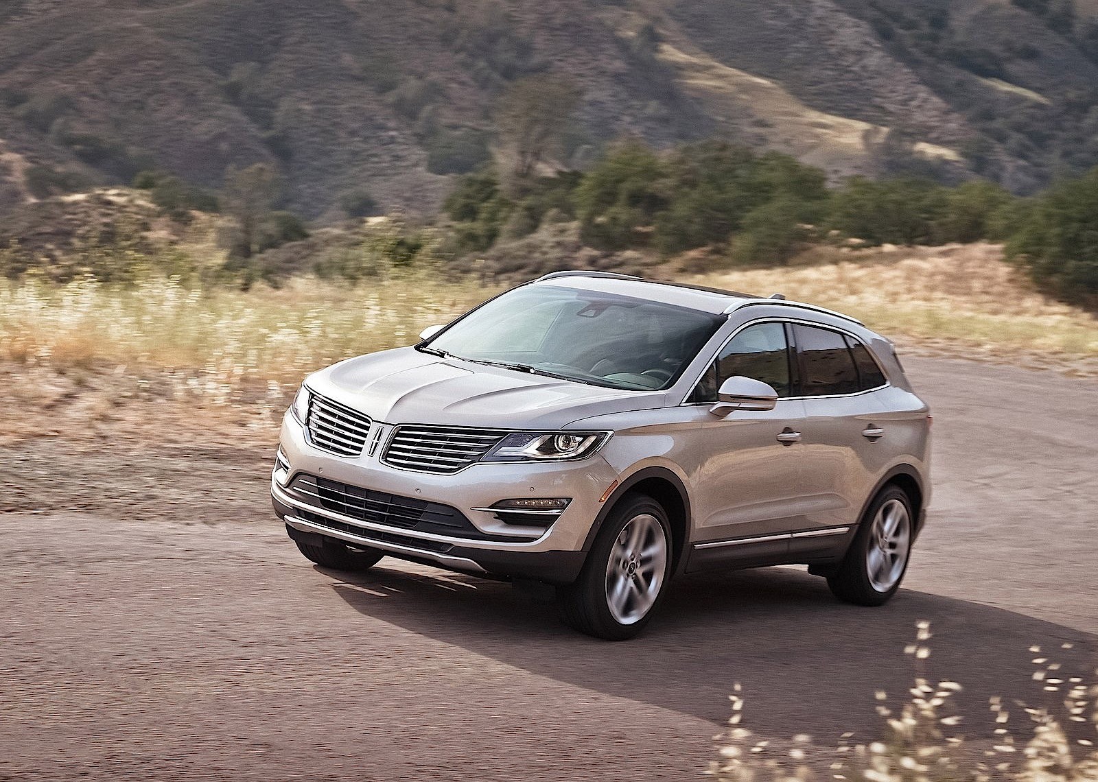 Lincoln Mkc photo 23
