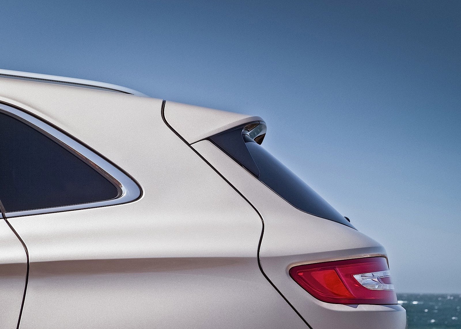 Lincoln Mkc photo 37