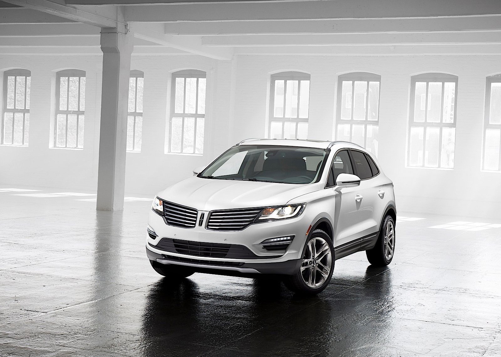 Lincoln Mkc photo 46