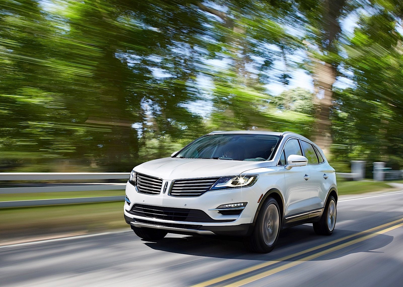 Lincoln Mkc photo 49