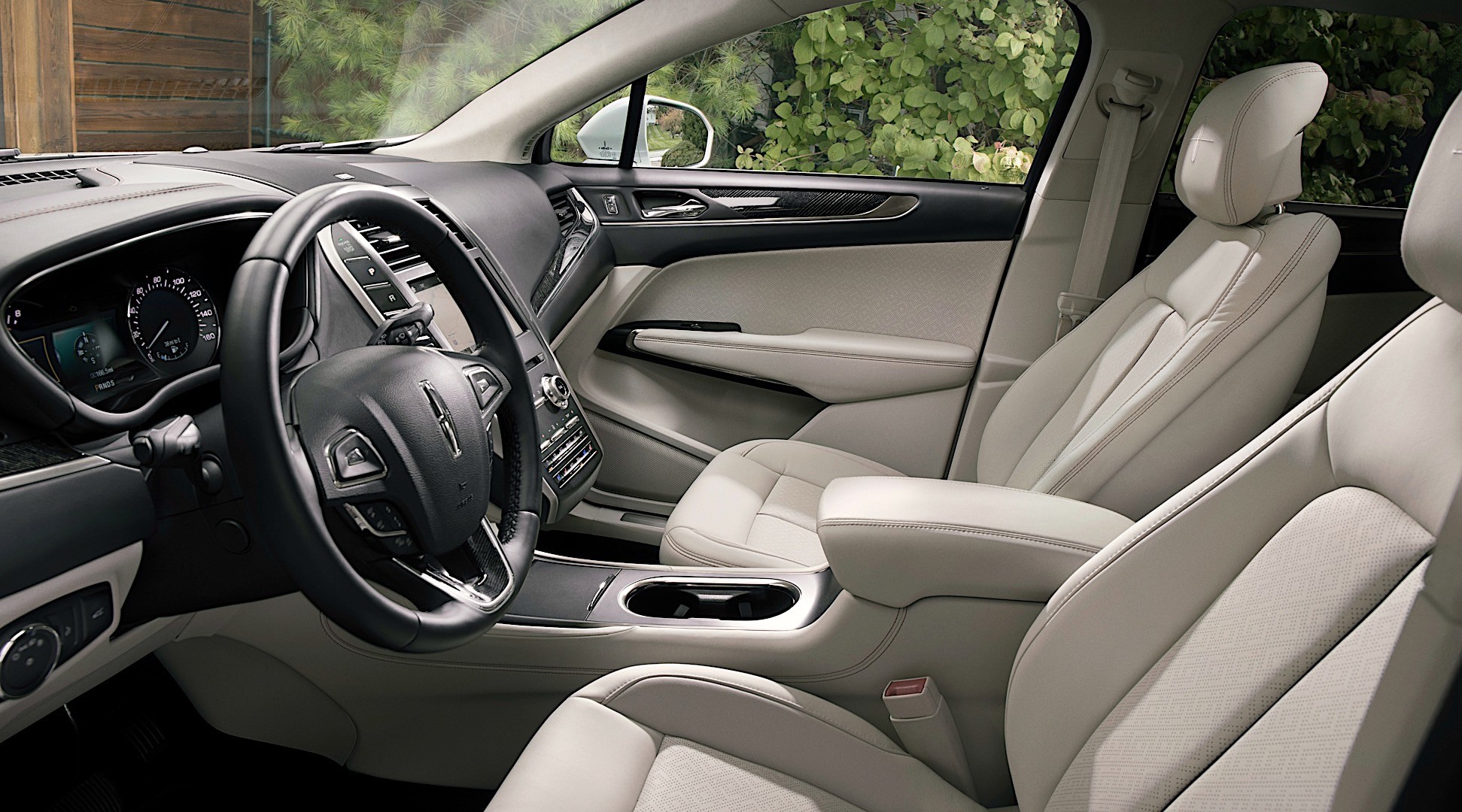 Lincoln Mkc photo 11