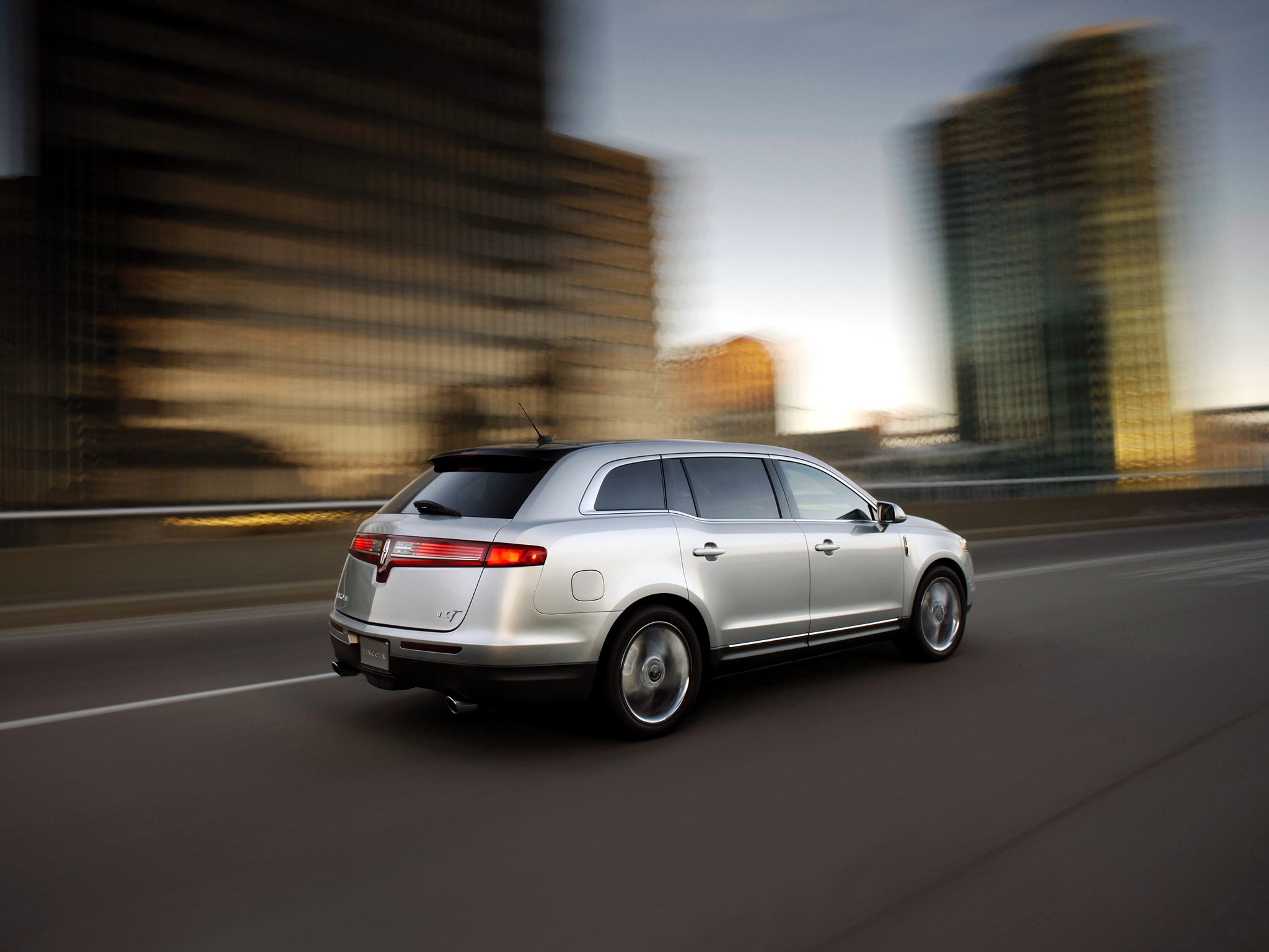 Lincoln Mkt photo 27