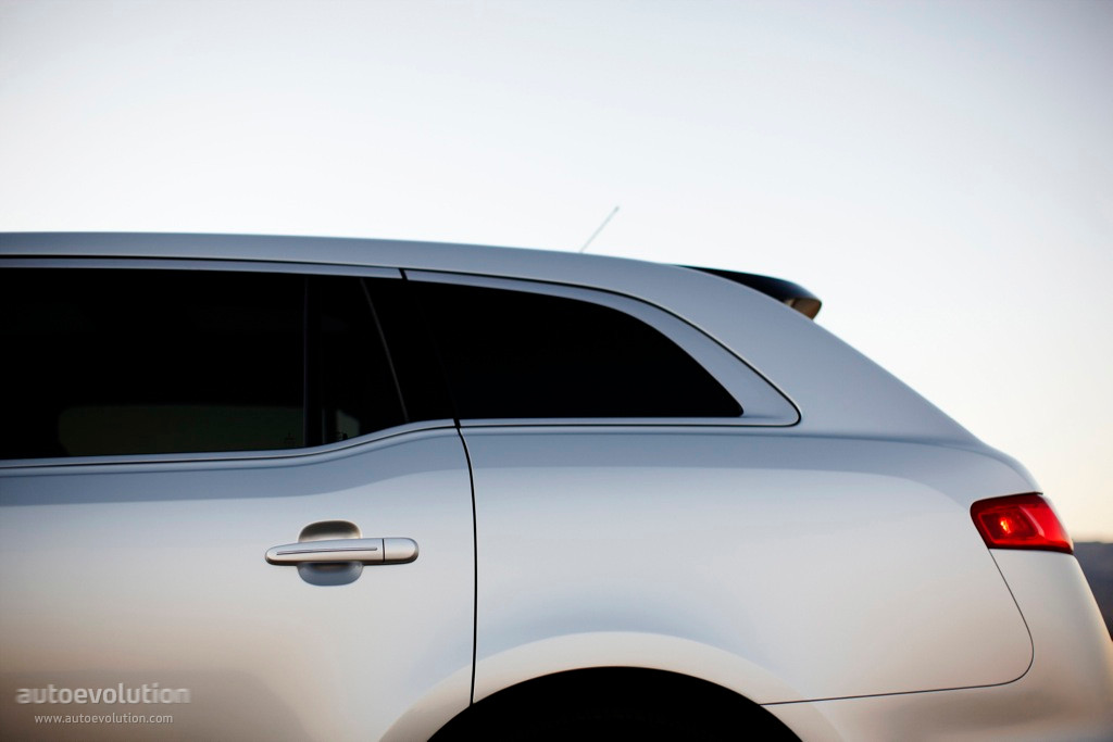 Lincoln Mkt photo 8