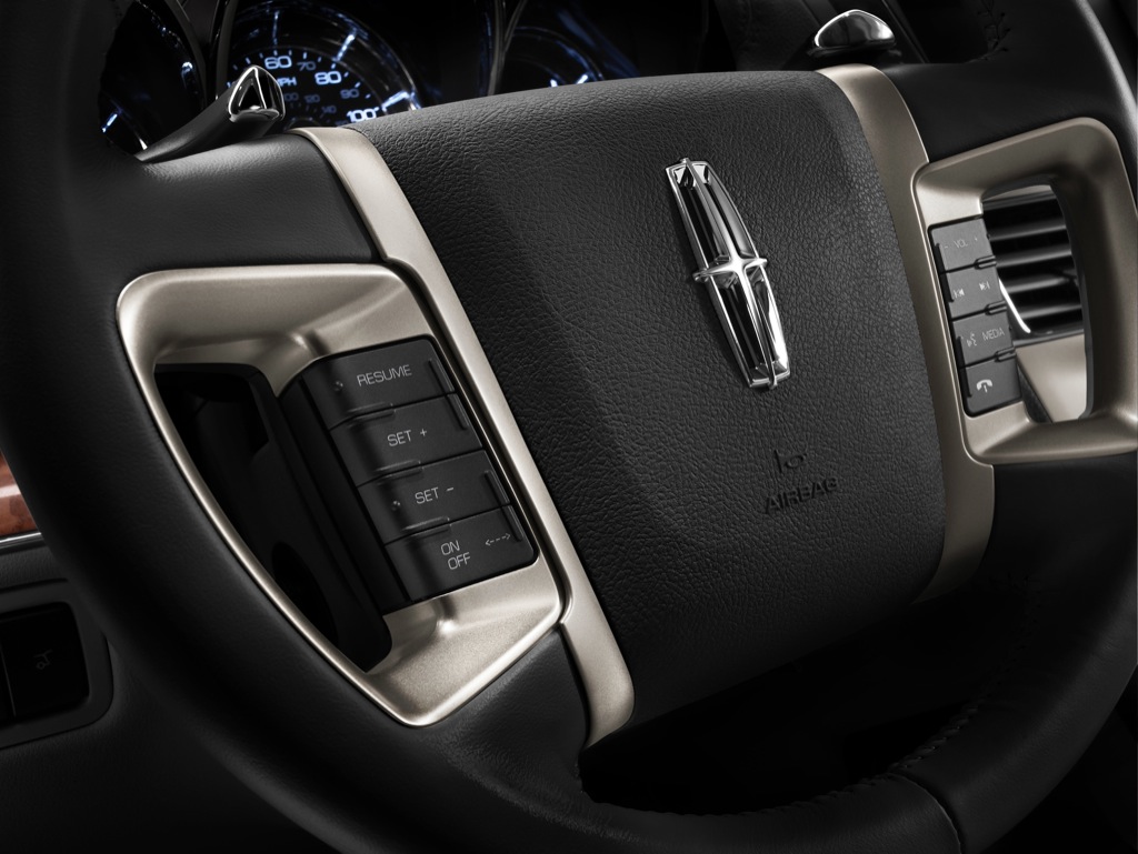 Lincoln Mkt photo 48