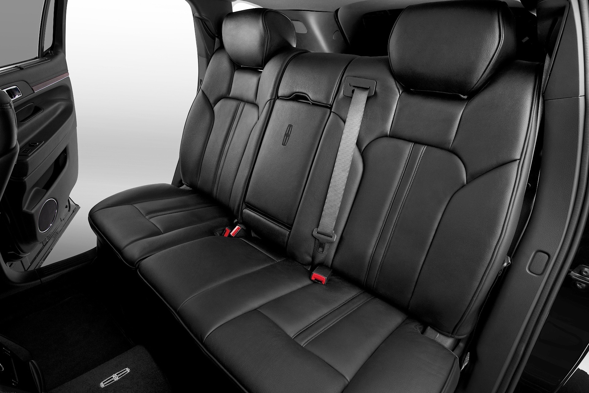 Lincoln Mkt photo 53