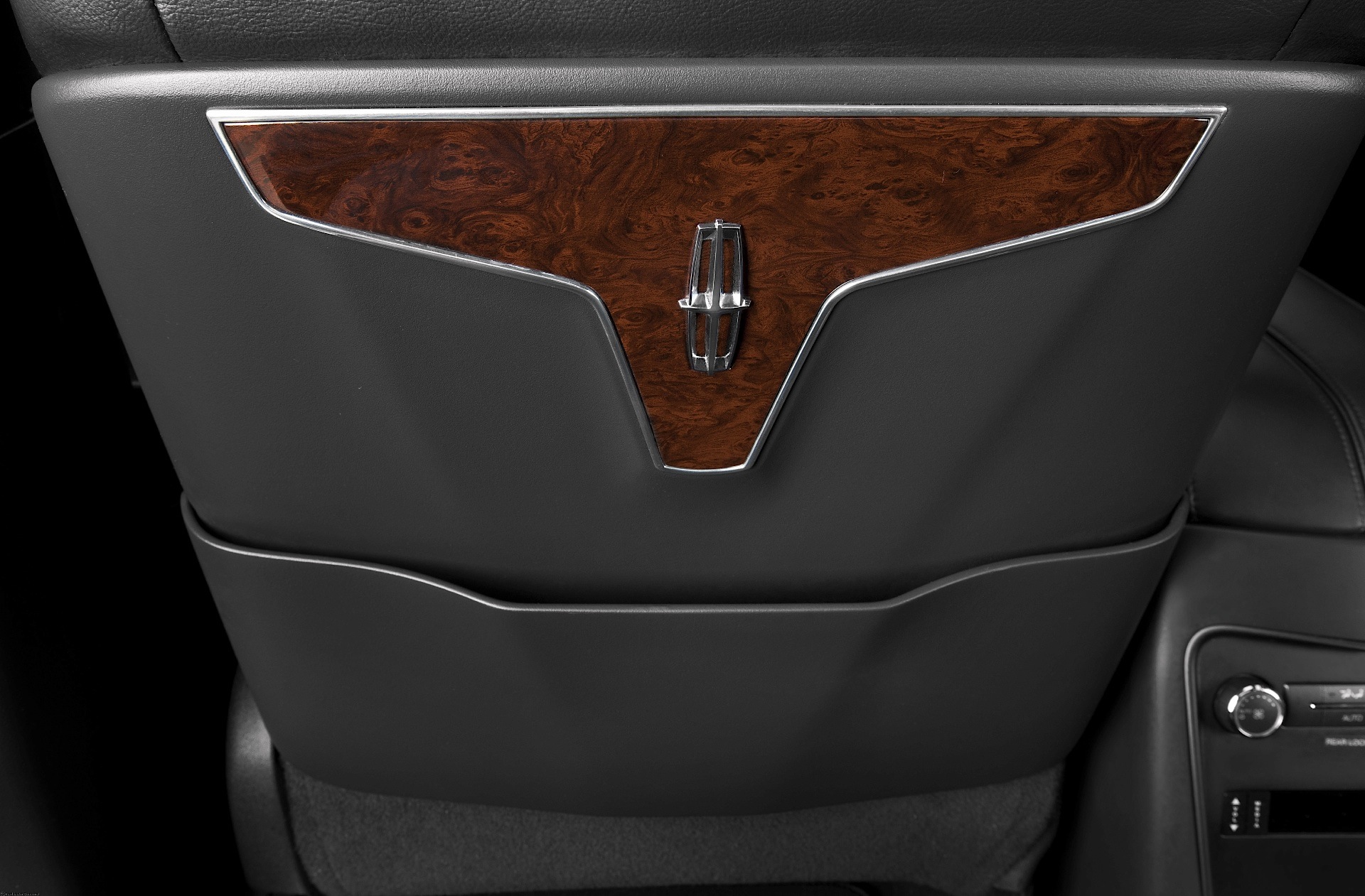 Lincoln Mkt photo 59