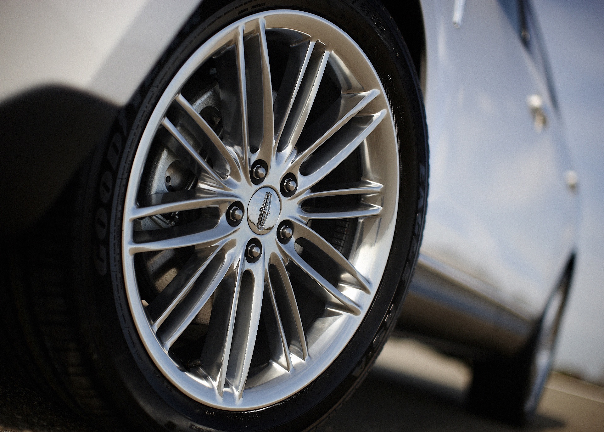 Lincoln Mkt photo 21