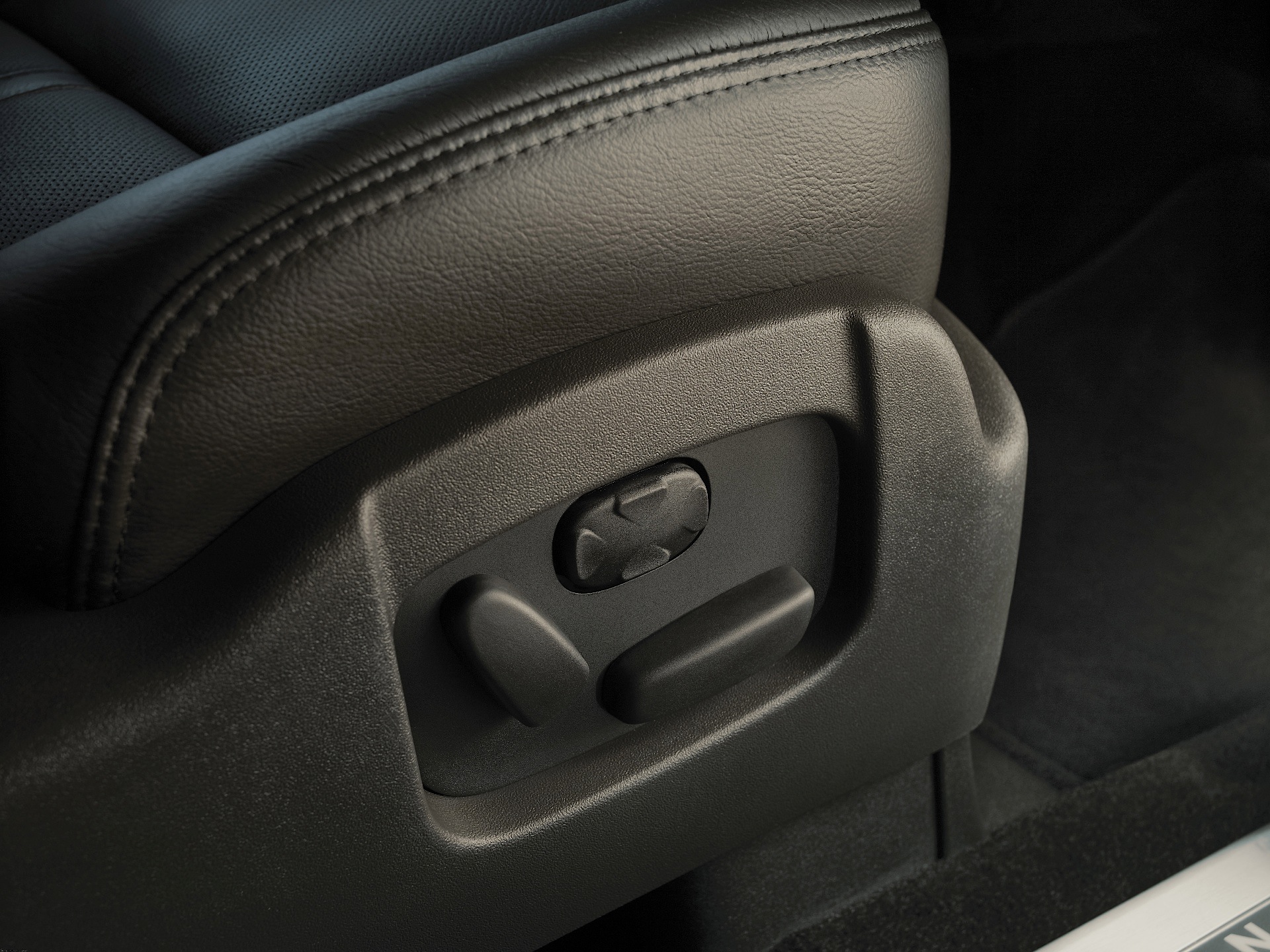 Lincoln Mkt photo 28