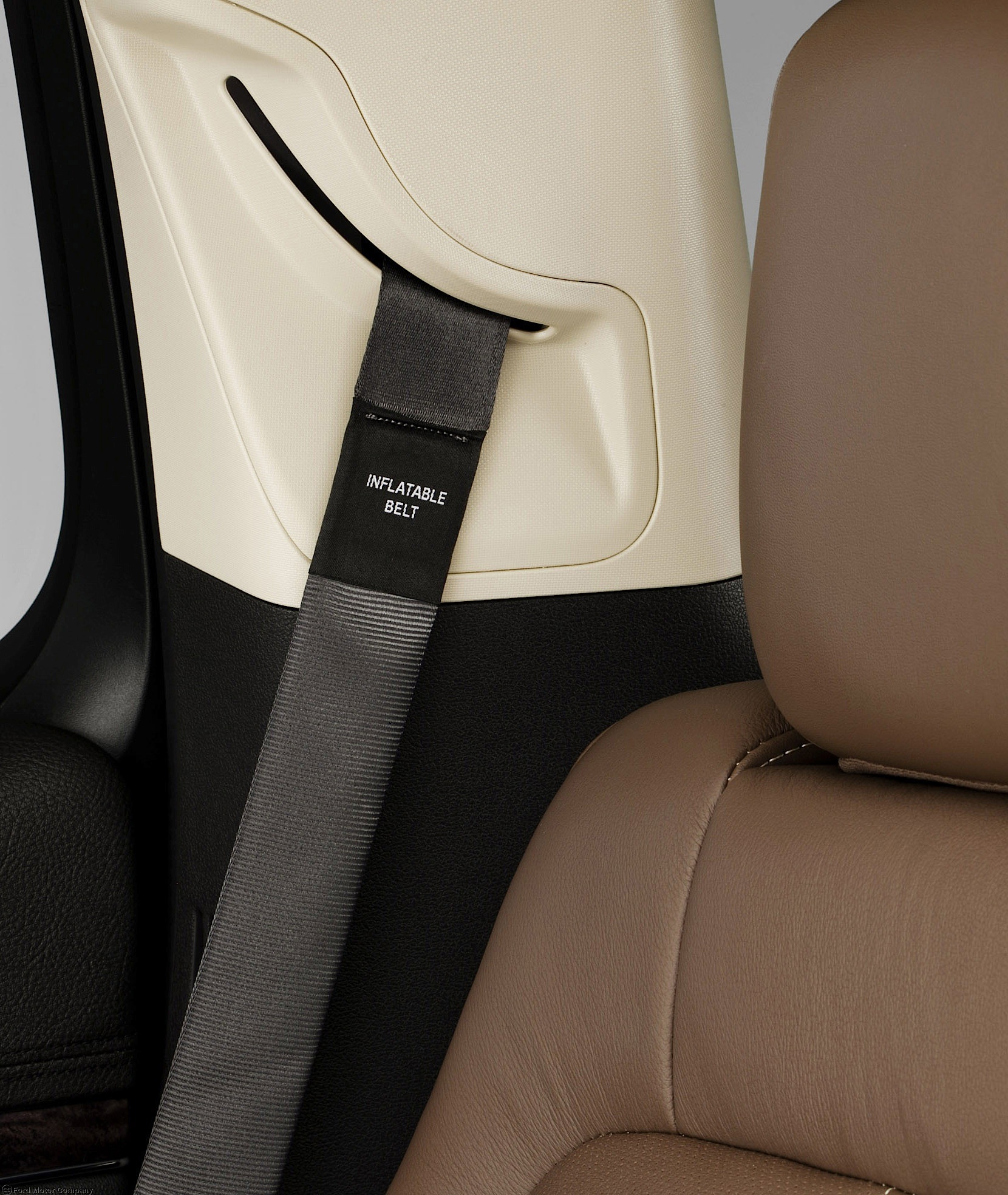 Lincoln Mkt photo 30