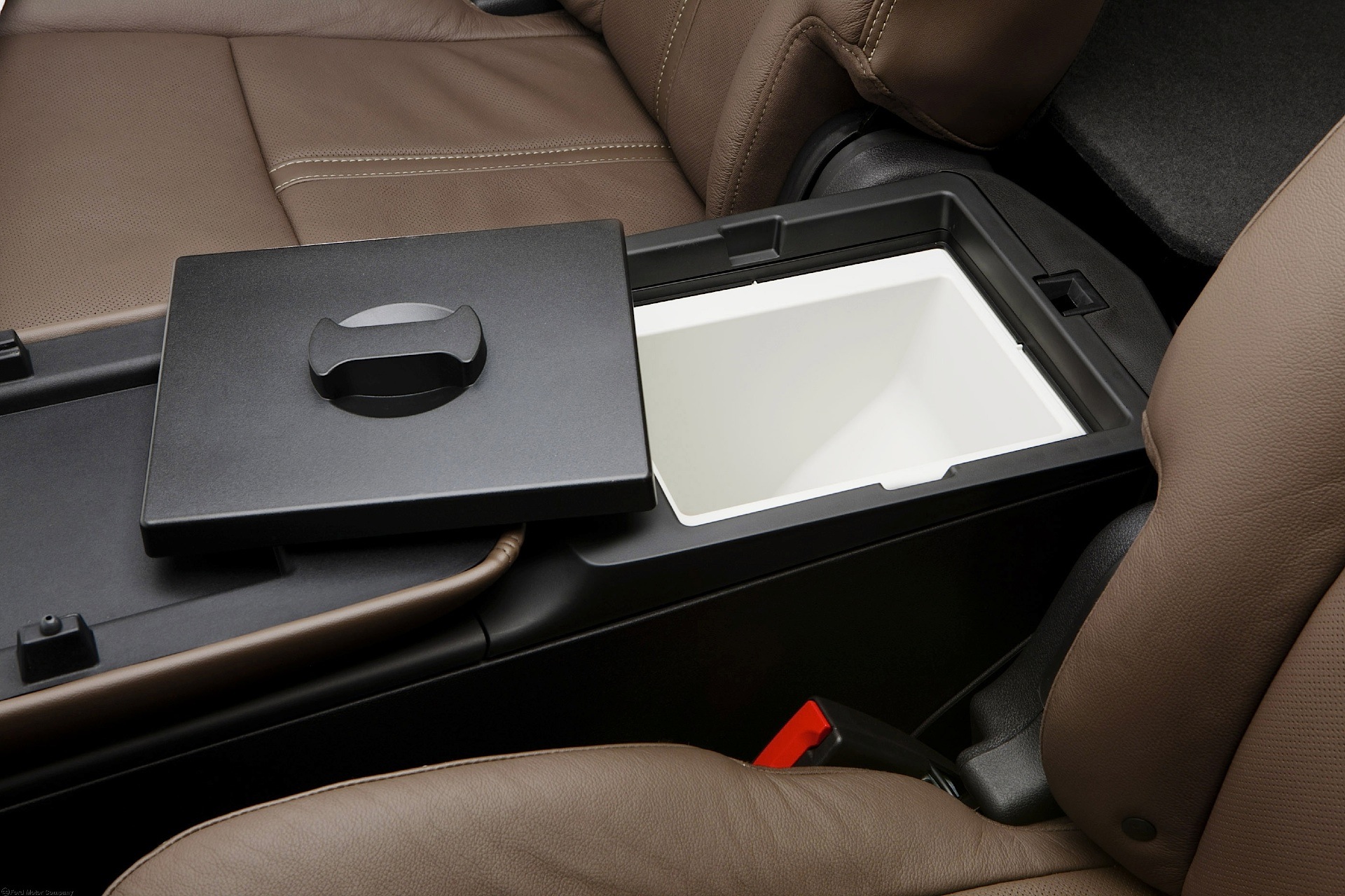 Lincoln Mkt photo 34