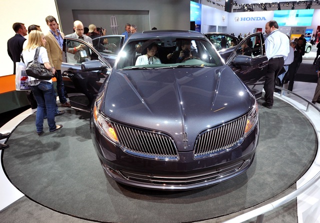 Lincoln Mkt photo 4