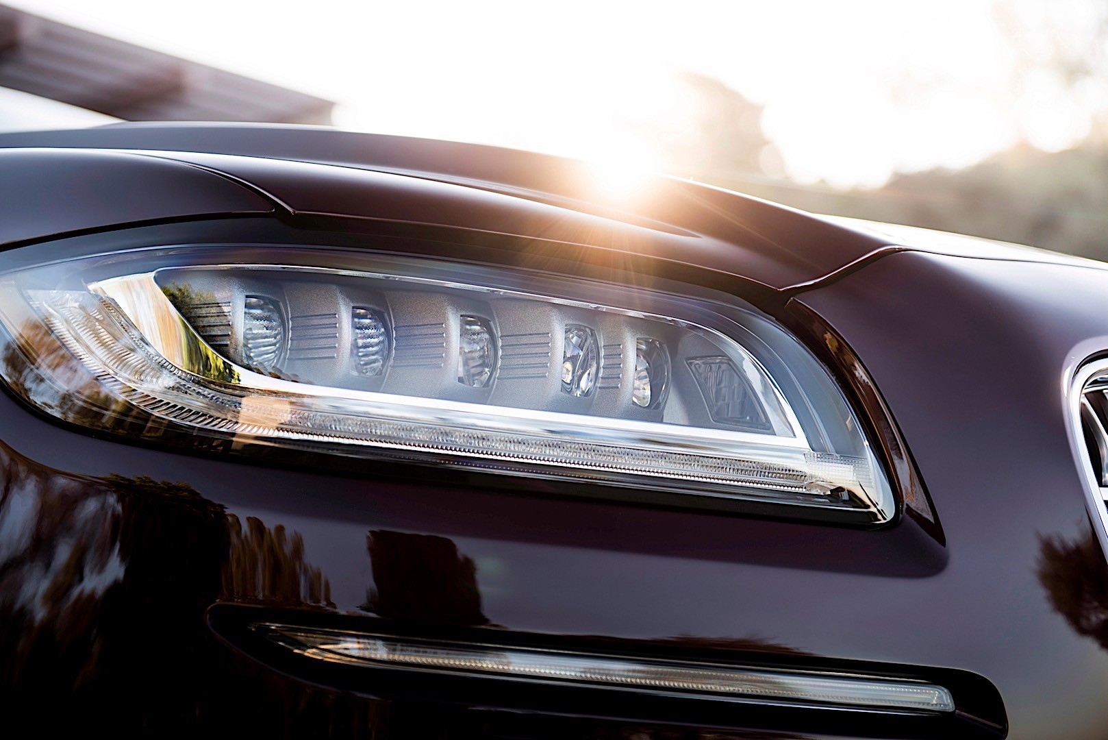 Lincoln Nautilus photo 22