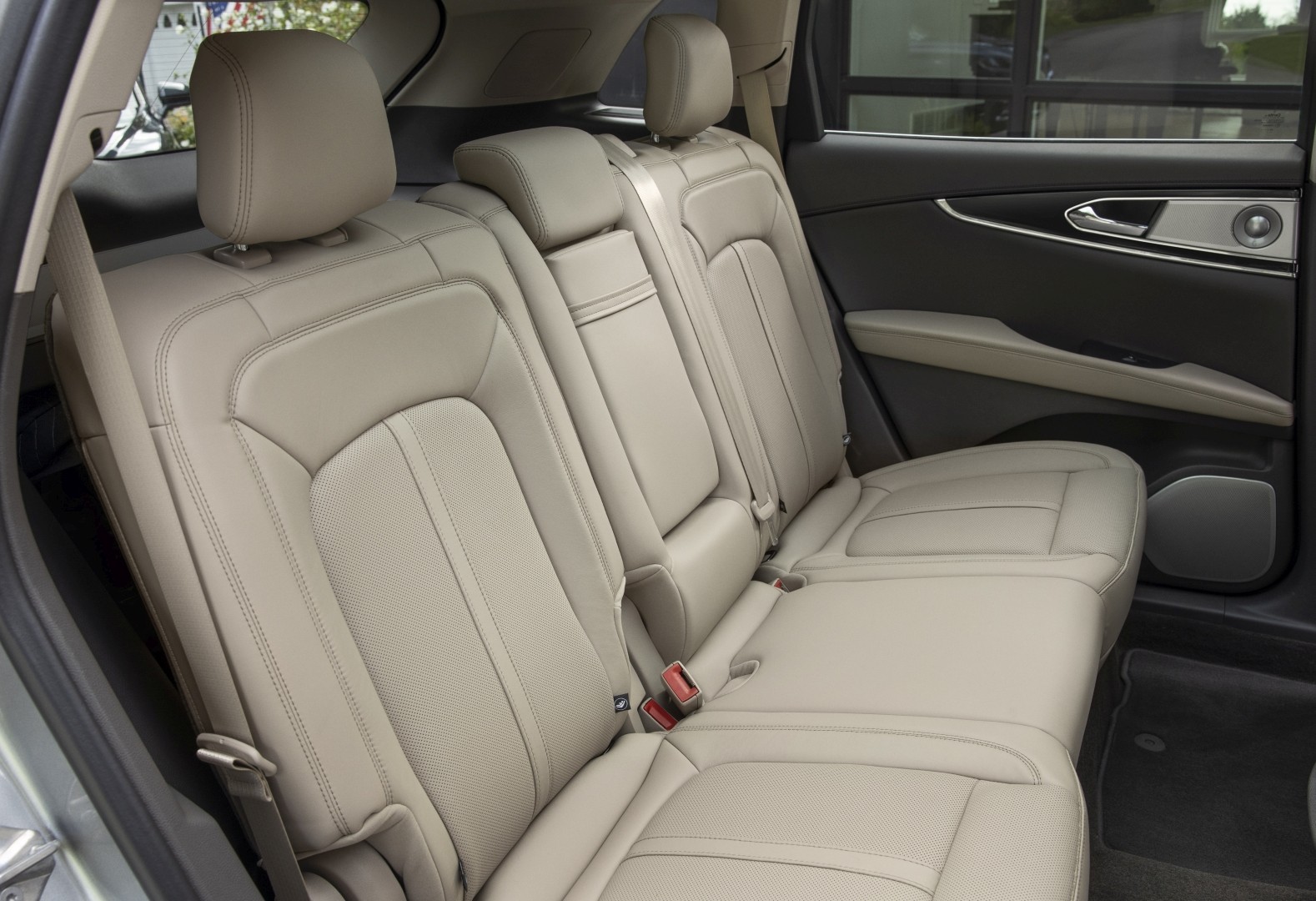 Lincoln Nautilus photo 30