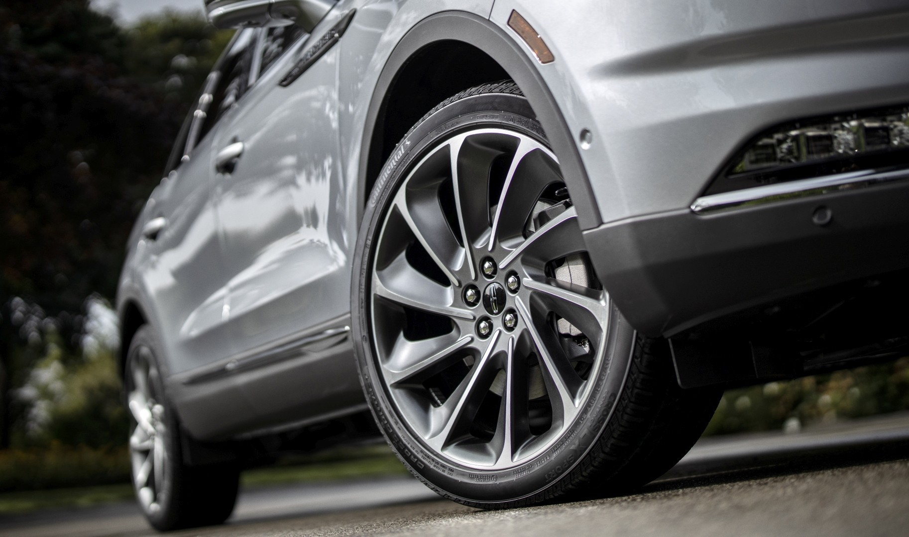 Lincoln Nautilus photo 5