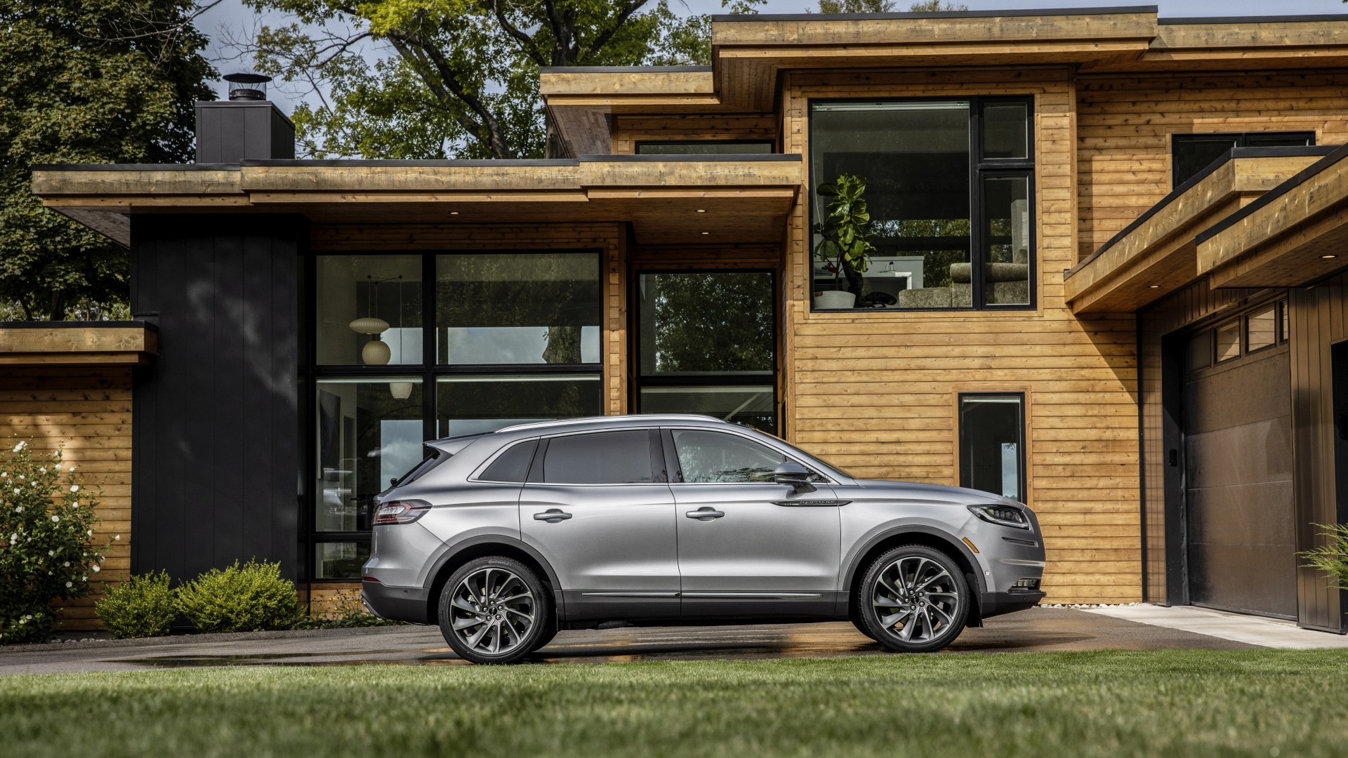 Lincoln Nautilus photo 9