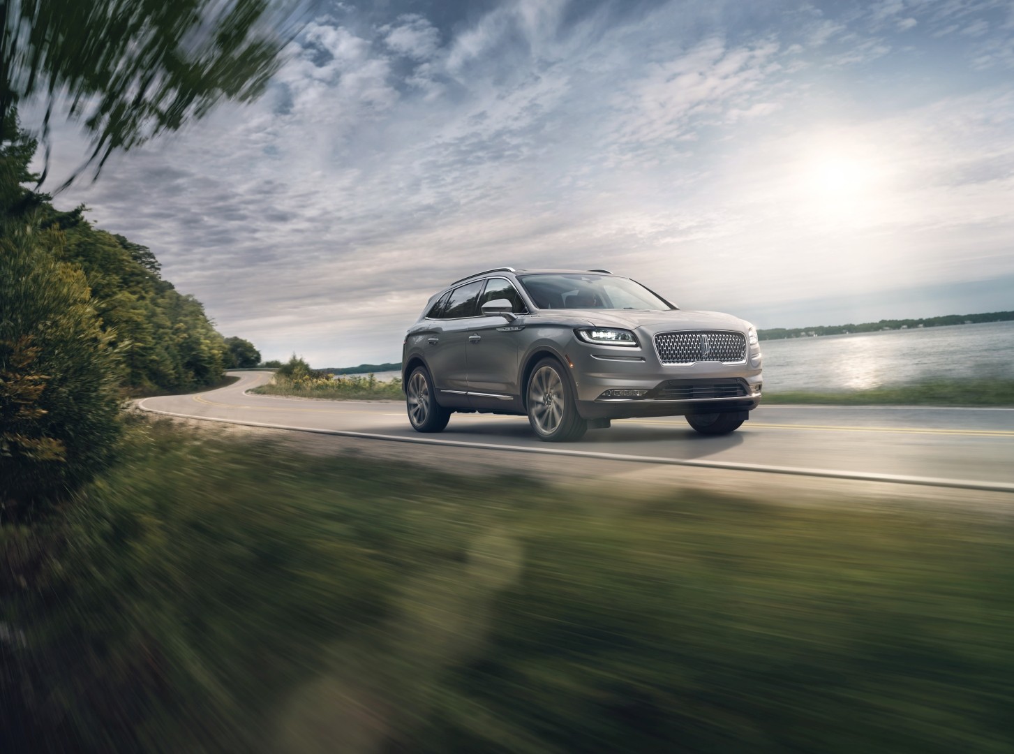 Lincoln Nautilus photo 12