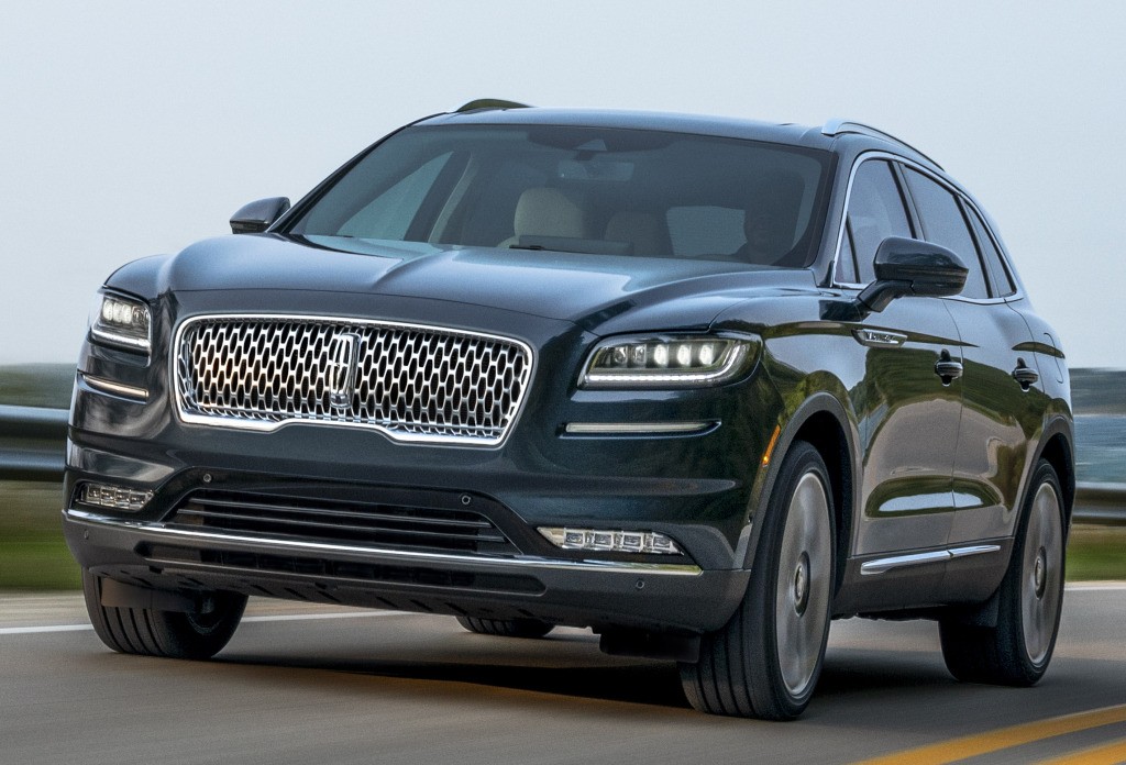 Lincoln Nautilus photo 16