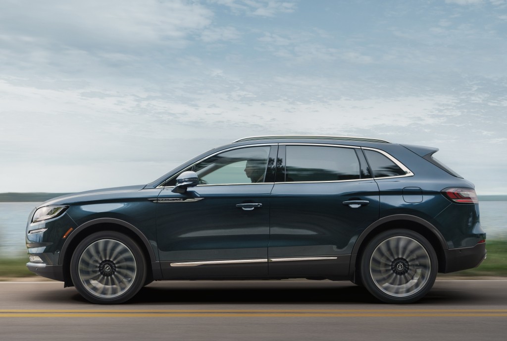 Lincoln Nautilus photo 28