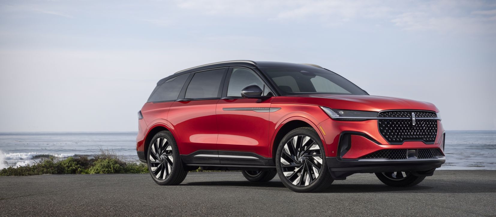 Lincoln Nautilus photo 16