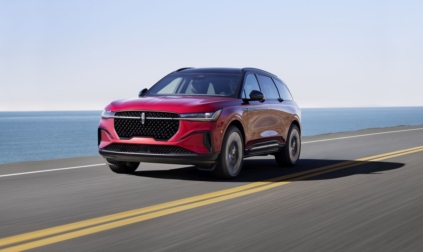 Lincoln Nautilus photo 17