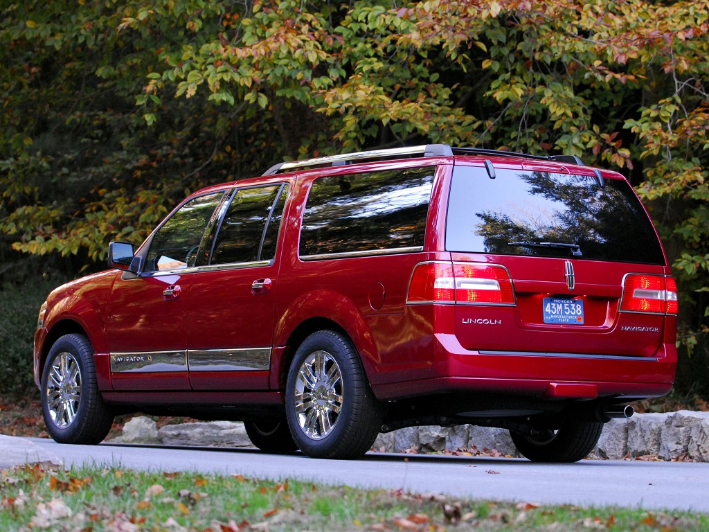 Lincoln Navigator L photo 6