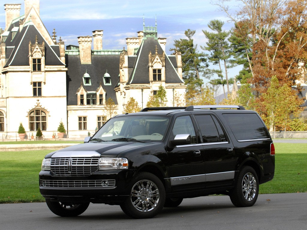 Lincoln Navigator L photo 15