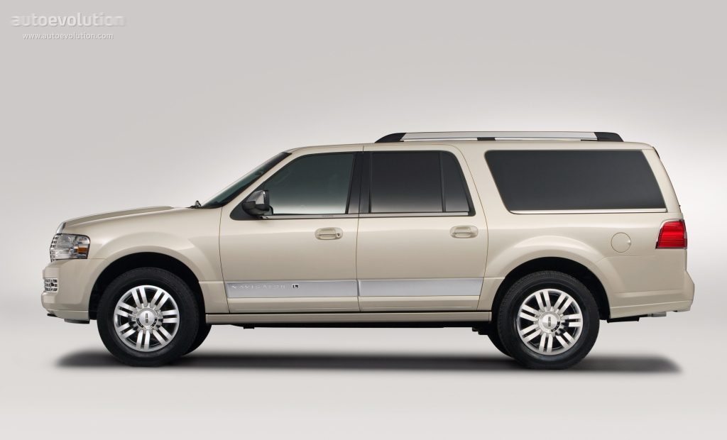 Lincoln Navigator L photo 3
