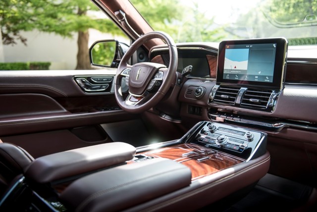 Lincoln Navigator L Foto 19