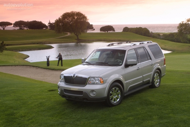 Lincoln Navigator photo 1