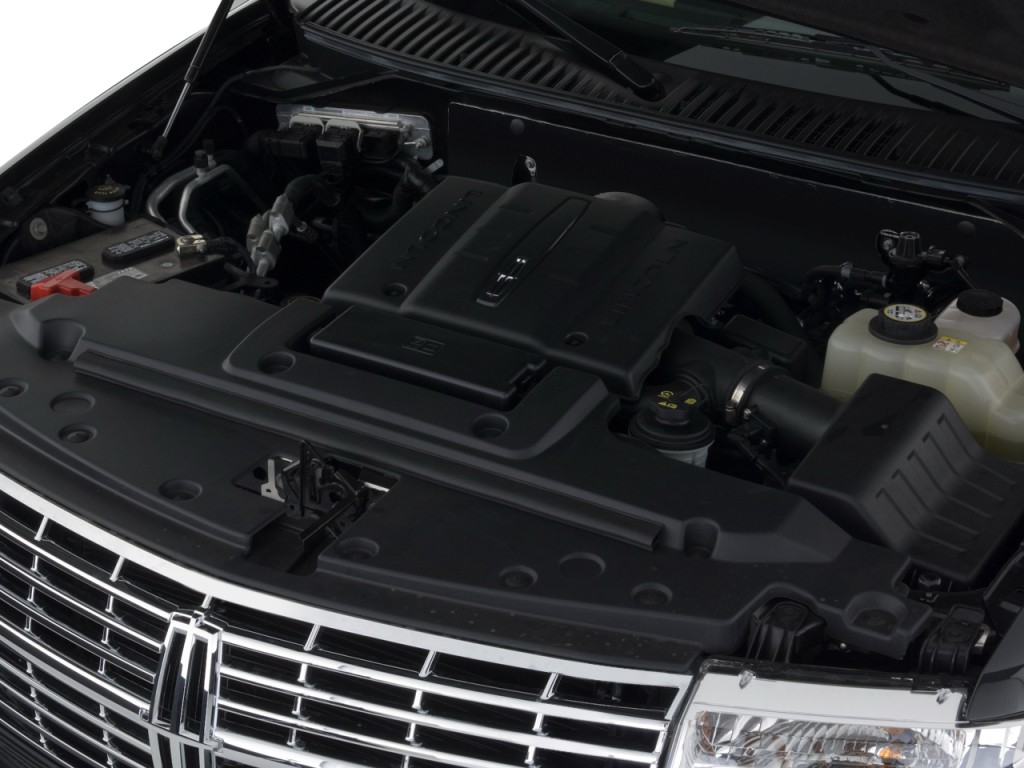 Lincoln Navigator photo 19