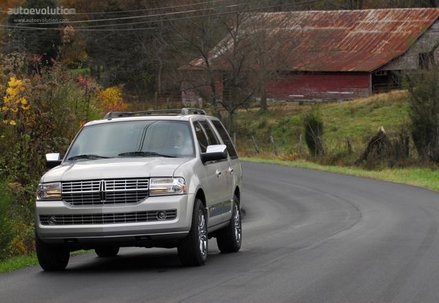 Lincoln Navigator foto 2