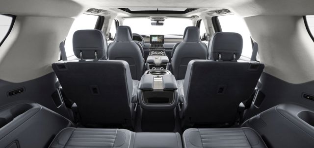 Lincoln Navigator photo 59