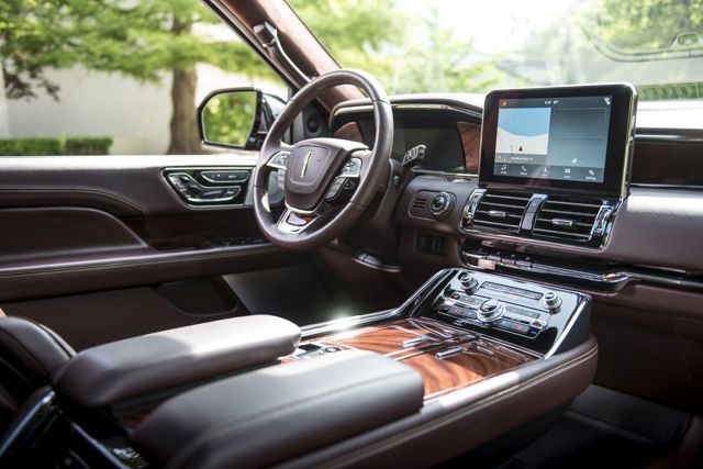 Lincoln Navigator photo 60
