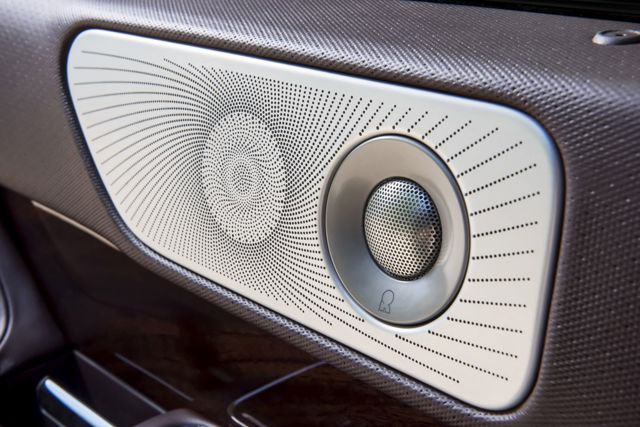 Lincoln Navigator photo 77